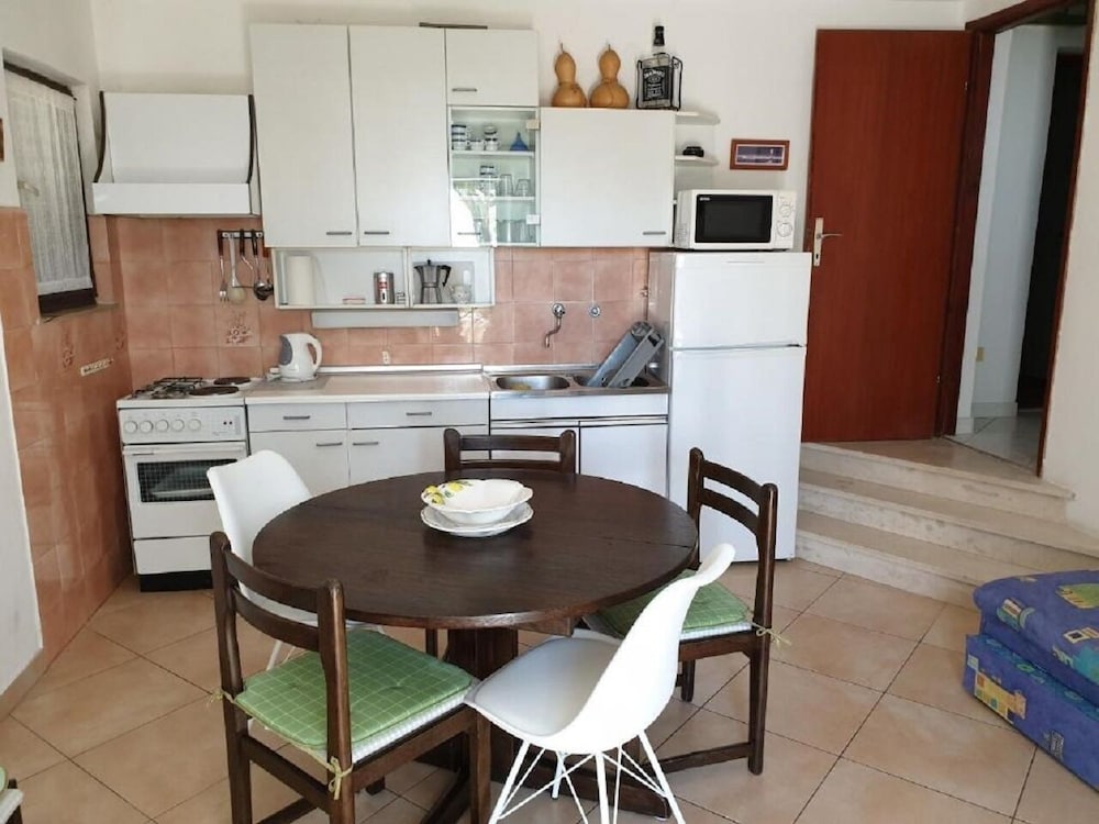 Фото Nina - Free Private Parking - A3