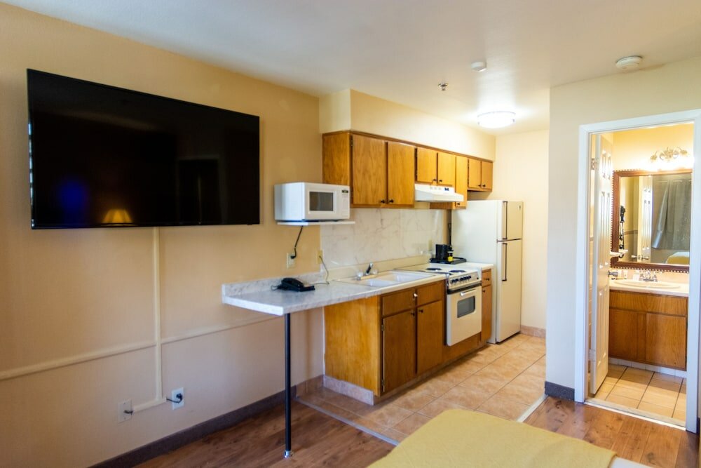 Фото Desert Extended Stay