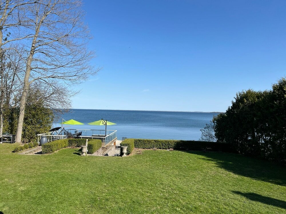 Фото New Waterfront Mansion by Simply Comfort