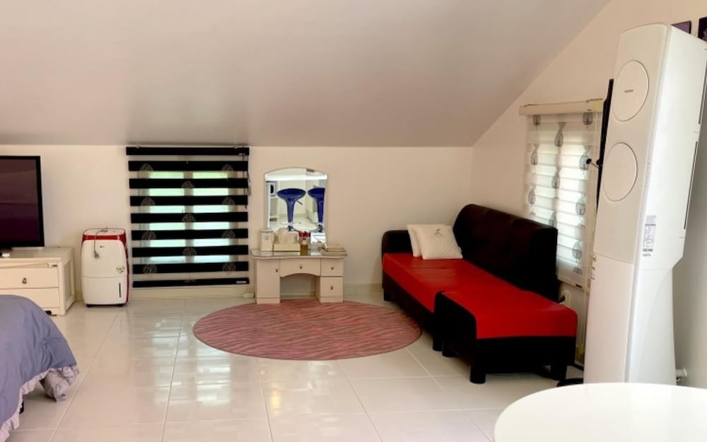 Фото Yangyang Badaae Geolinbeol Pension