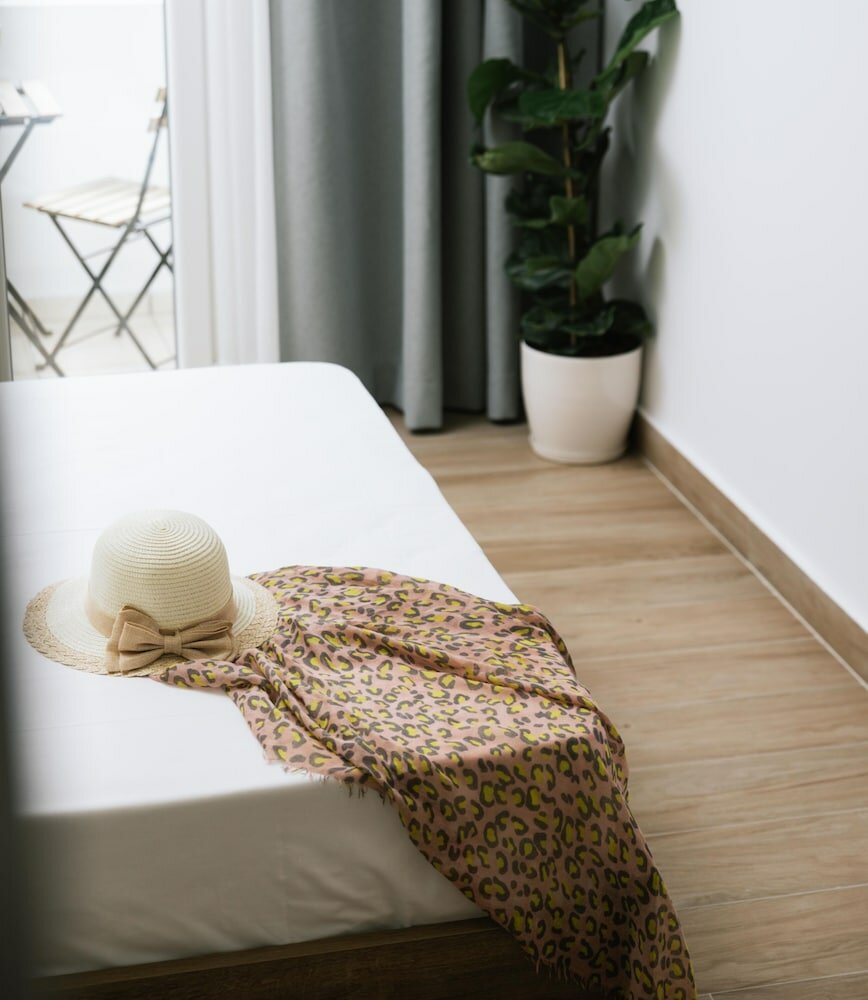 Фото Ermis Luxury Suites & Apartments