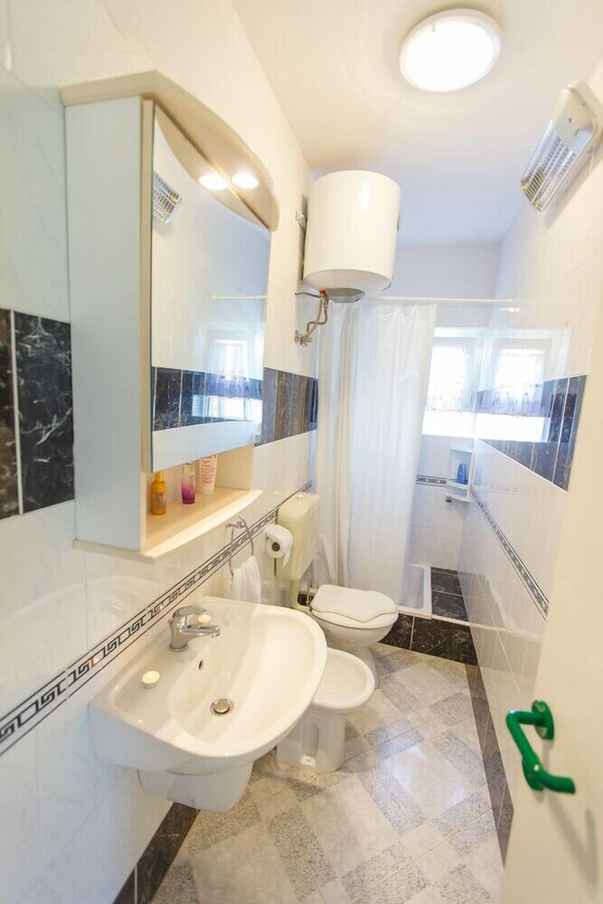 Фото Apartments Irene's Place