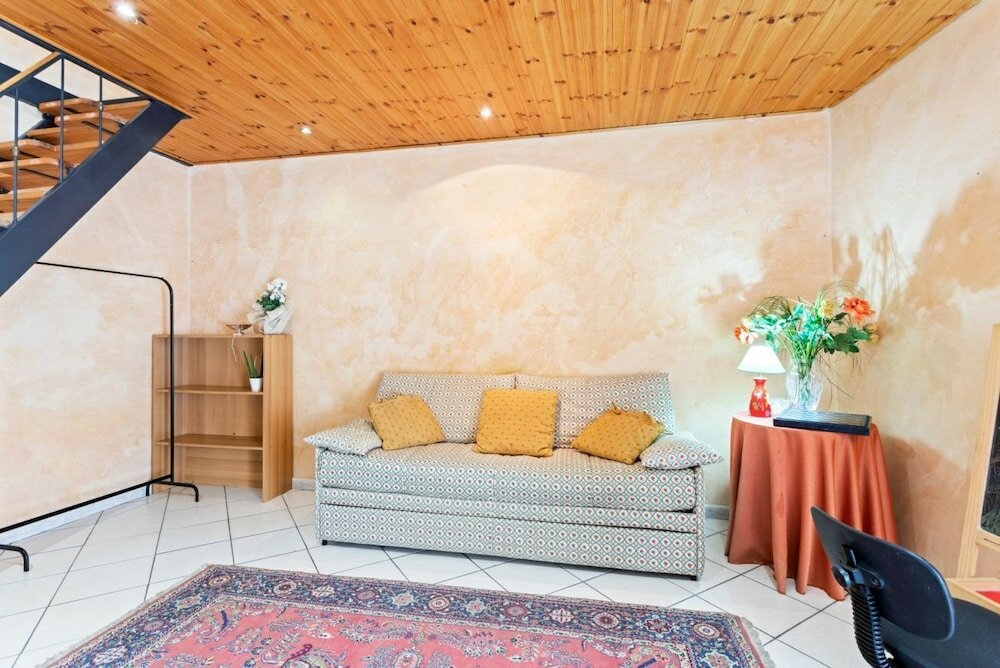 Фото Castello Ursino Balcony Apartment