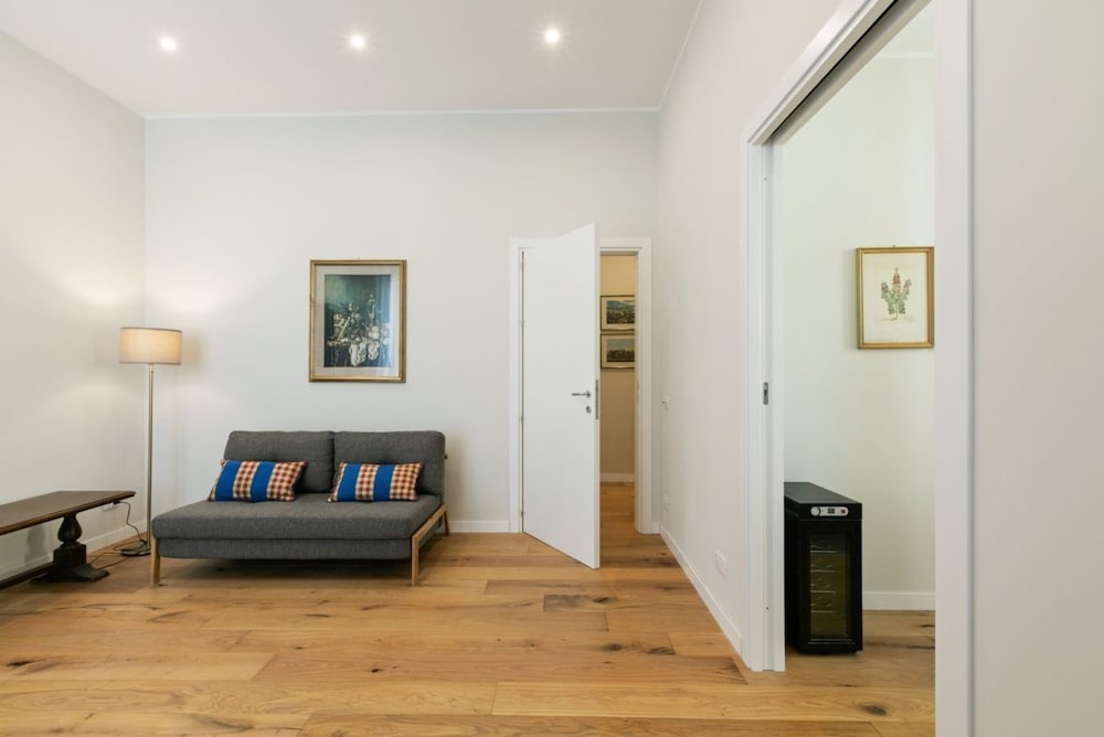 Фото Palermo Luxury Apartment