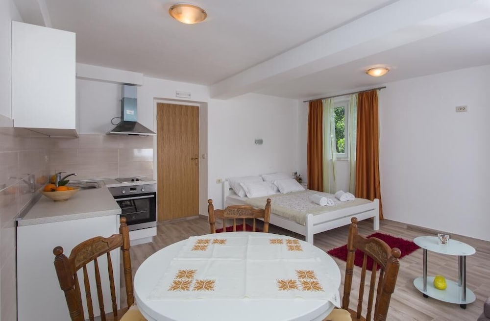 Фото Apartments Anka