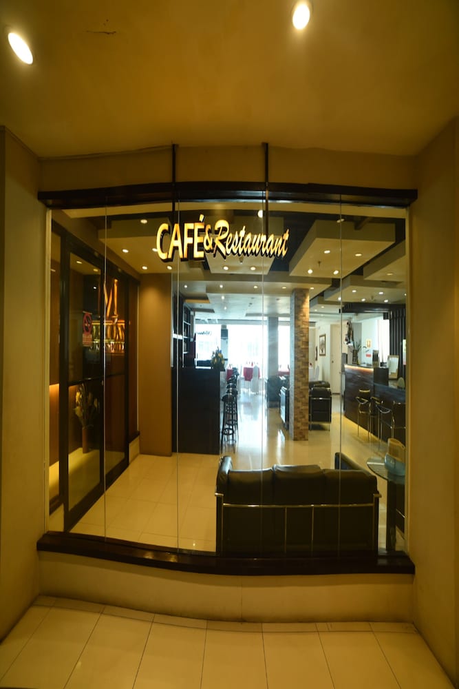 Фото Marcian Business Hotel