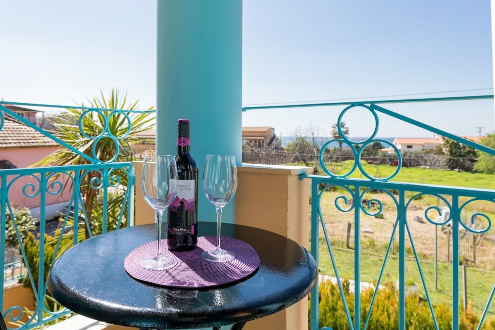 Фото Poseidon Suite by CorfuEscapes