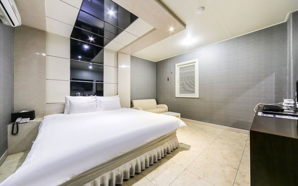 Фото Changwon Sangnam-dong Q