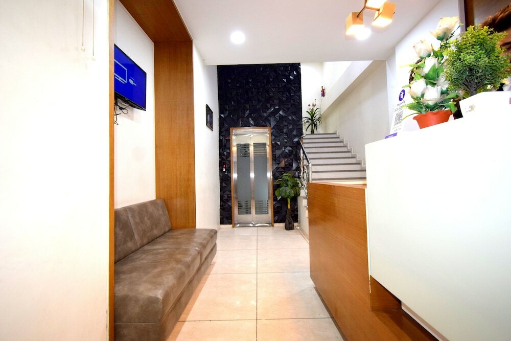 Фото Отель Embassy