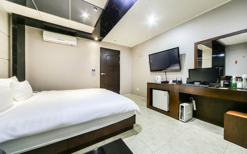 Фото Changwon Sangnam-dong Q