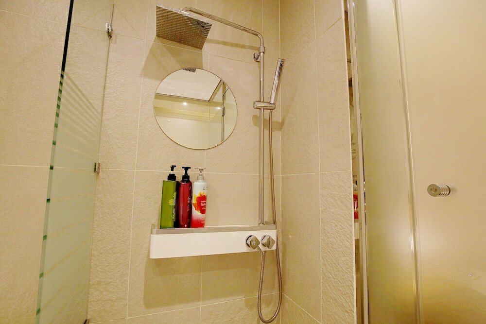 Фото Daejeon Yuseong A Day in Downtown