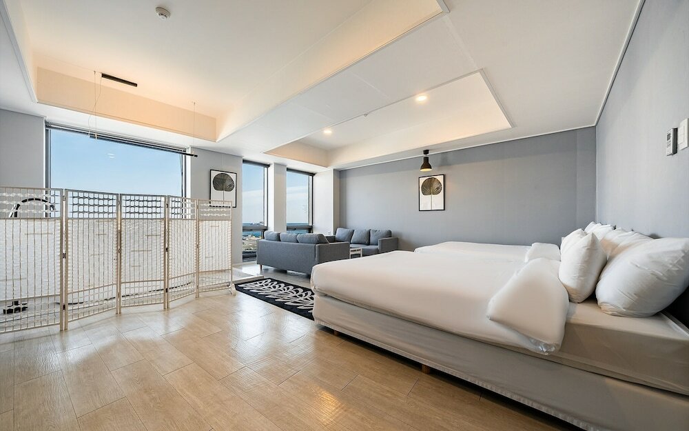 Фото Sokcho Stay Hotel