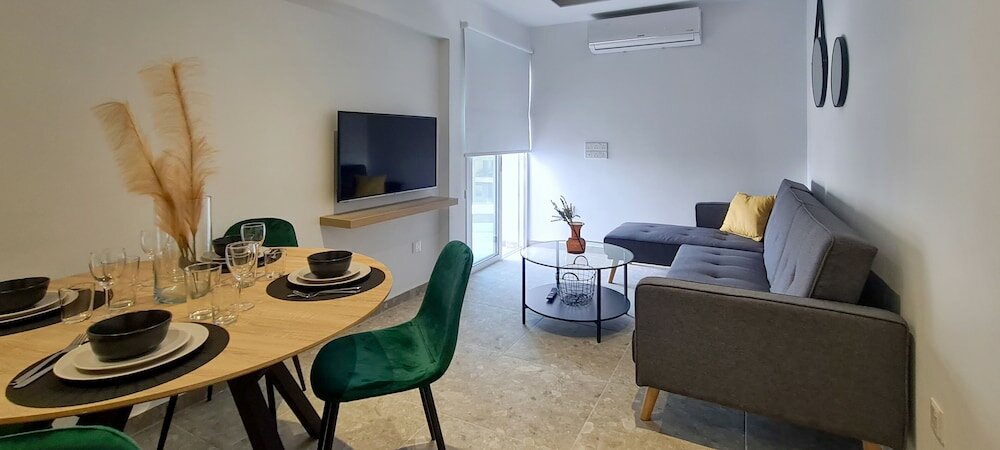 Фото Phaedrus Living: Seaside Luxury Flat Lighthouse 69