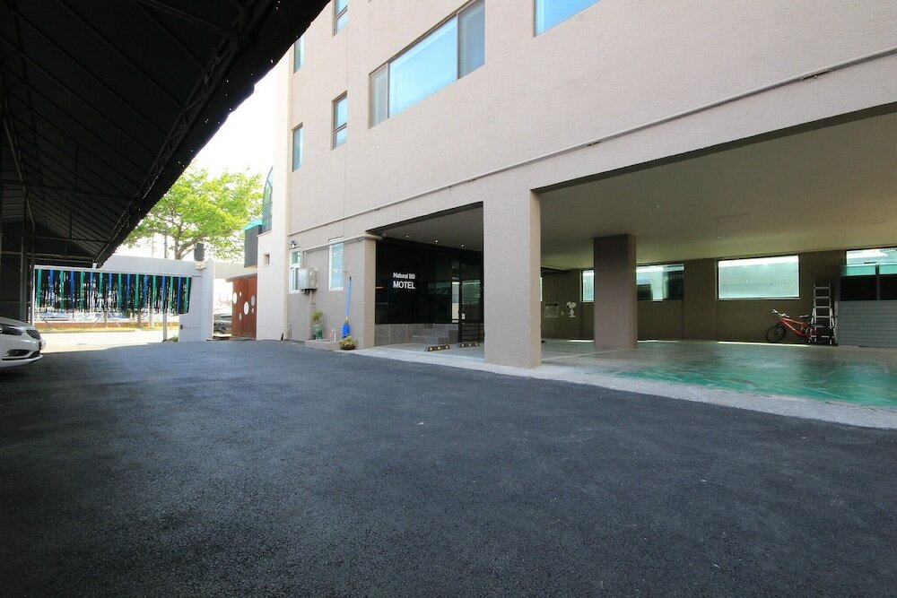 Фото Pohang Yeongildae Bb