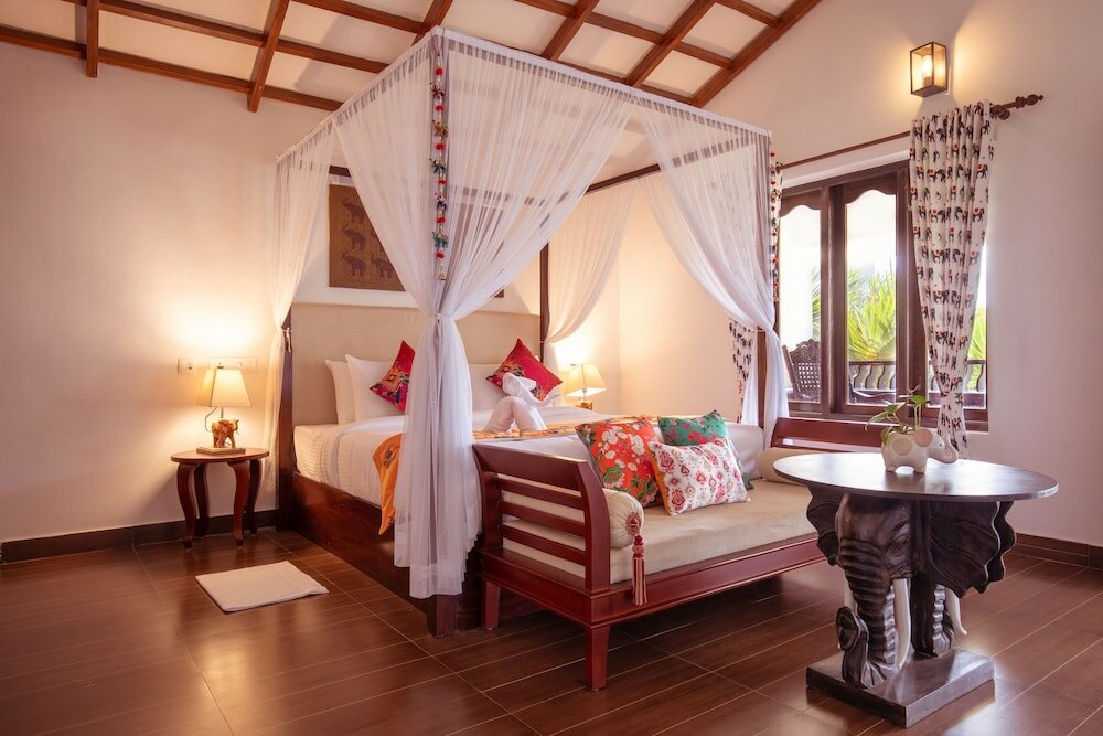 Фото Tuskers Hill by Poppys Anaikatti