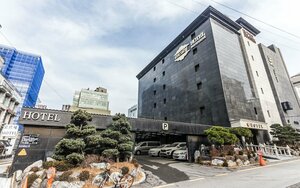 Гостиница Suwon Orsay Hotel в Сувоне