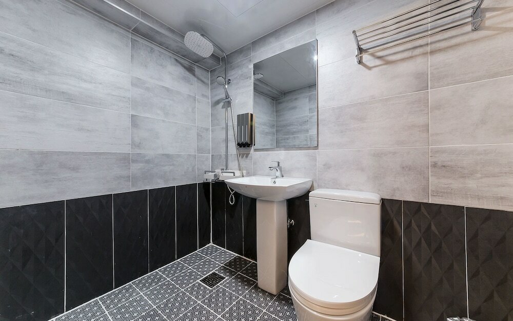 Фото Suwon Yeongtong K Hotel