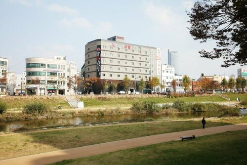Гостиница Daejeon Jungangro Inca Automated Motel в Тэджоне
