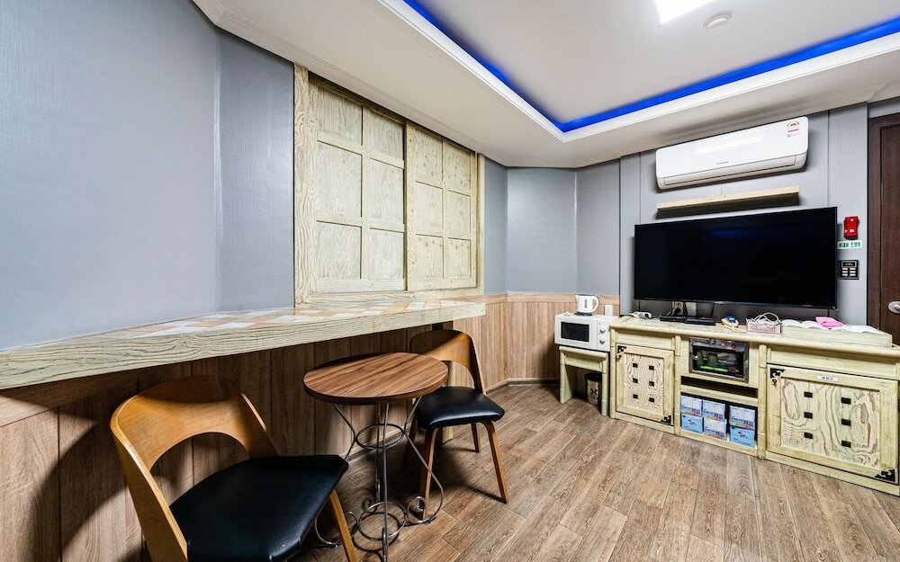 Фото Daejeon Yongjeon High Class