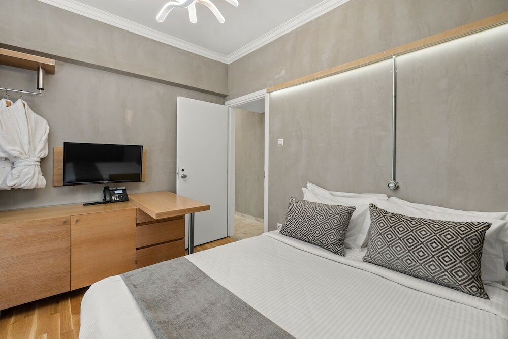 Фото Athens Warehouse Boutique Hotel & Suites