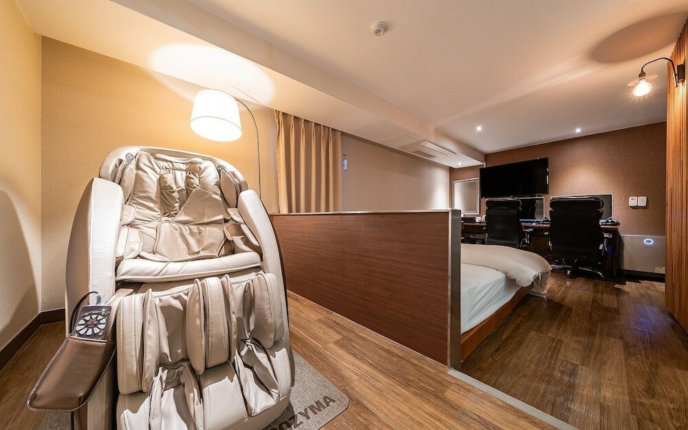 Фото Suwon Jani B