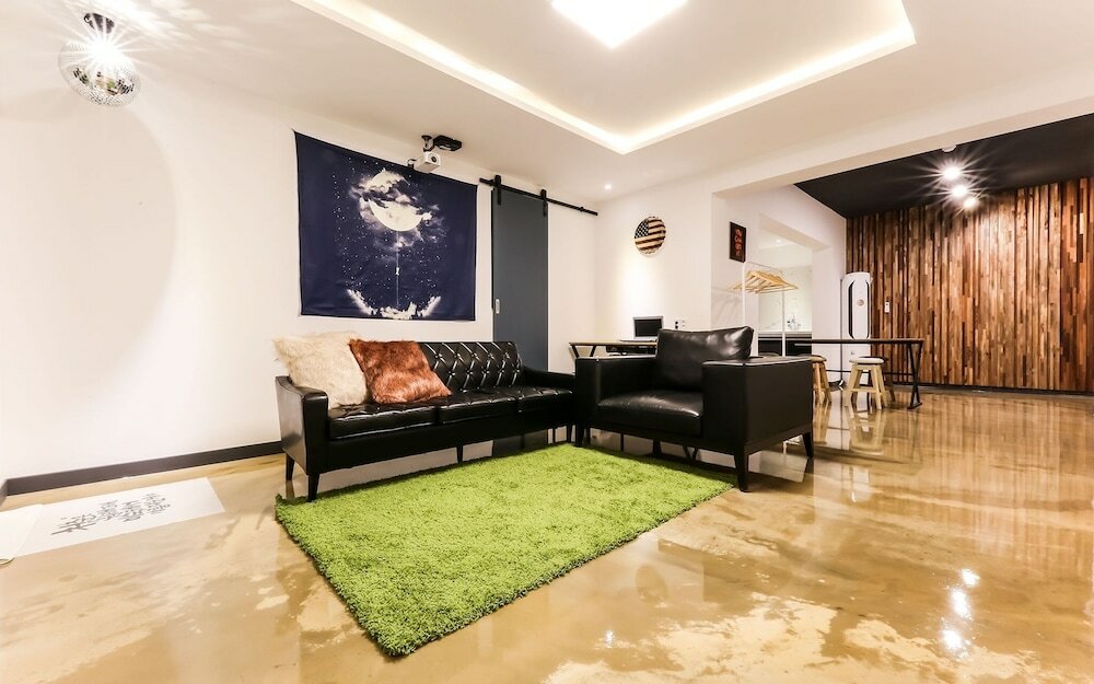 Фото Daejeon Seonhwa Olivia