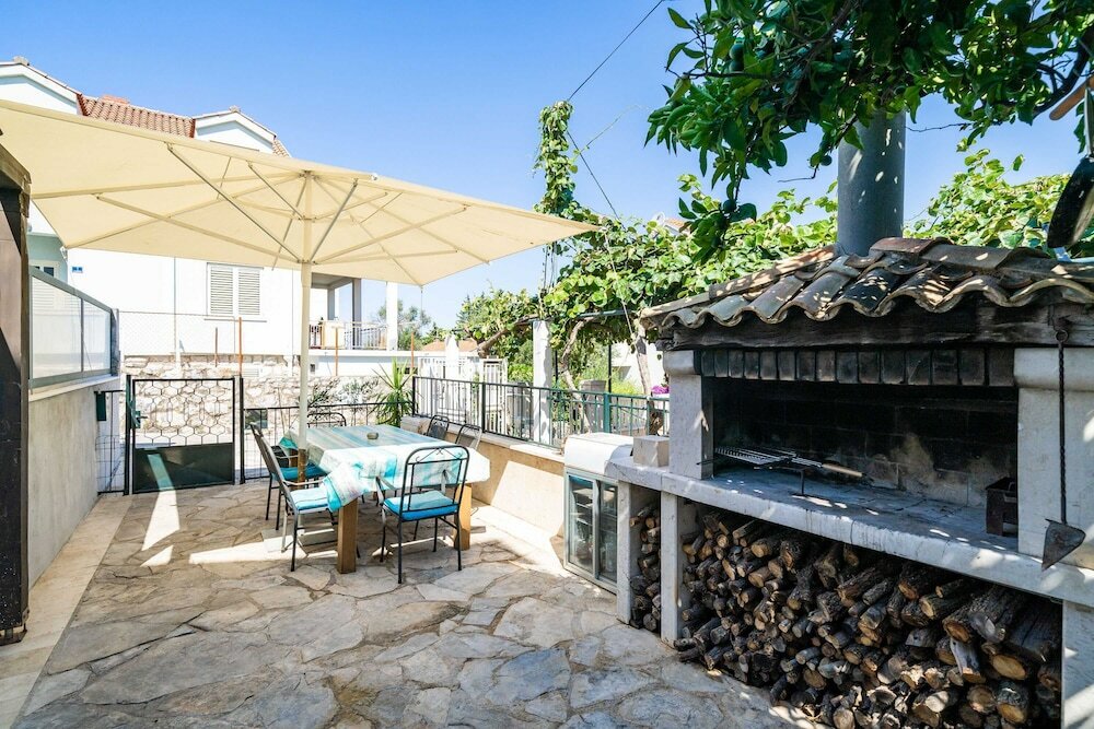 Фото Apartment & Room Sunset Beach