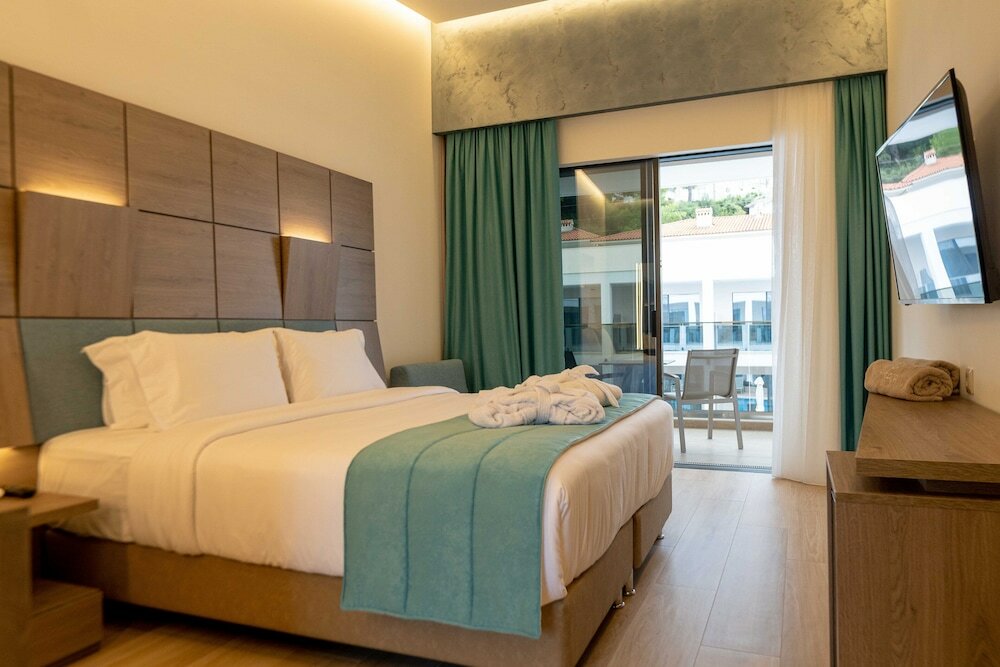 Фото Mirror Hotel