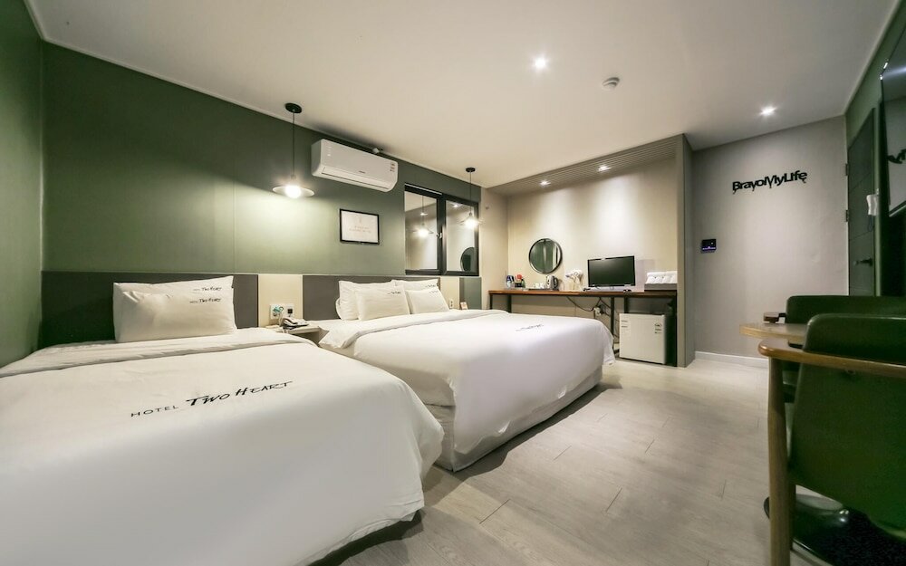 Фото Changwon Jinhae Hotel Two Heart