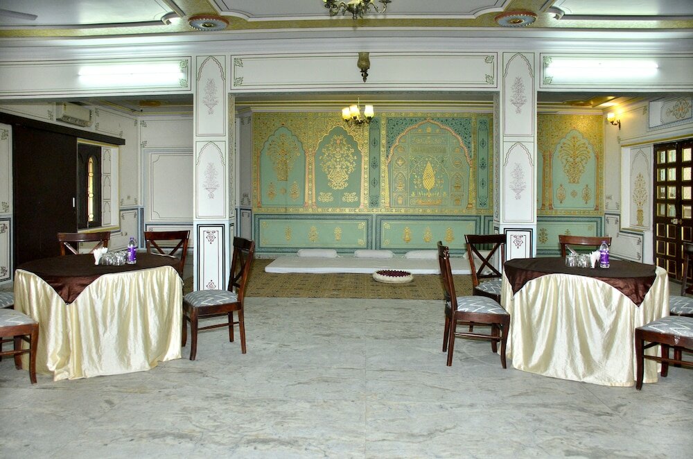 Фото Mahal Rajwada Resort