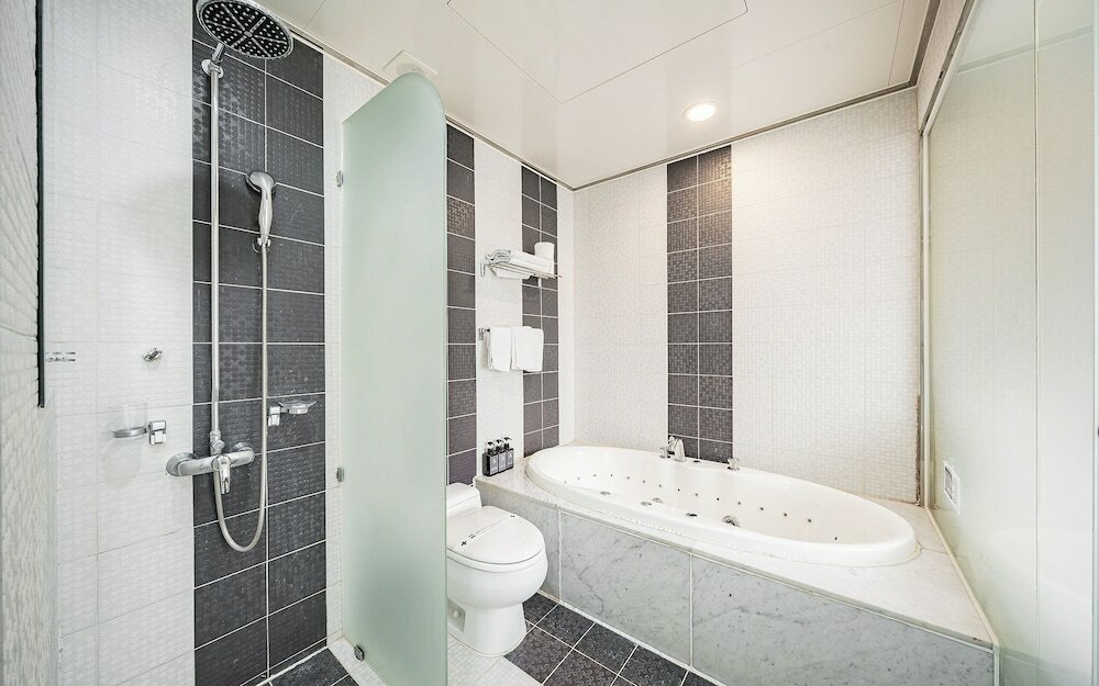 Фото Incheon Prince Hotel