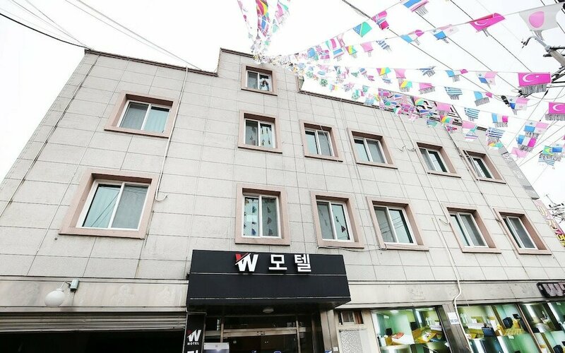 Гостиница Jecheon W в Чечхоне