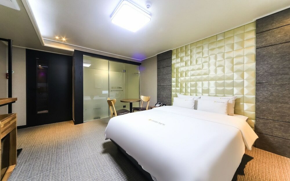 Фото Geoje Jangseungpo Yangpa