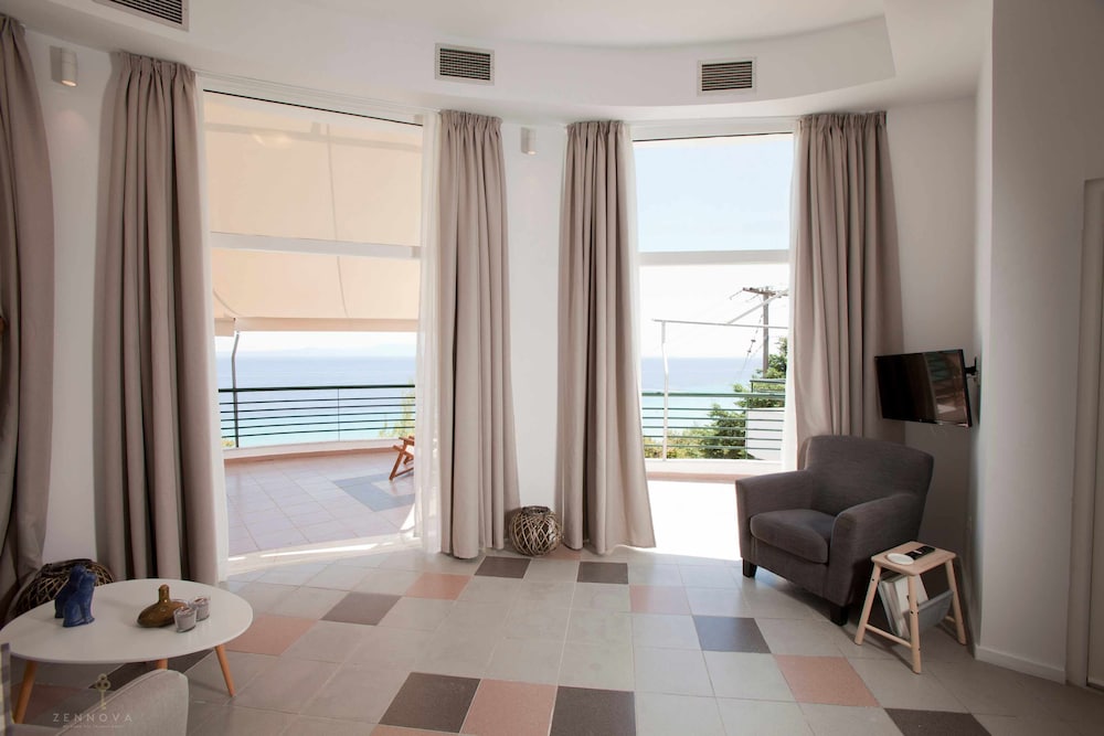 Фото Zennova 33 Kallithea Blue Paradise