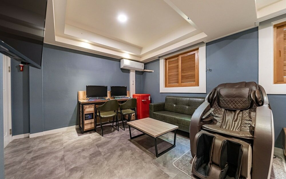 Фото Suwon First M