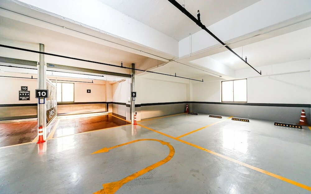 Фото Changwon Jinhae Yongwon Brown Dot Hotel