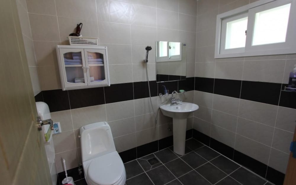 Фото Yeosu Elvino Pension