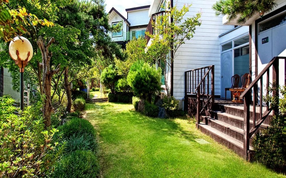 Фото Ganghwado Baobab Pension