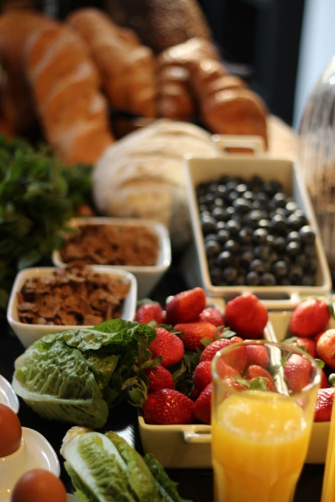 Фото Cactus House Gay Male Guesthouse - Adults Only