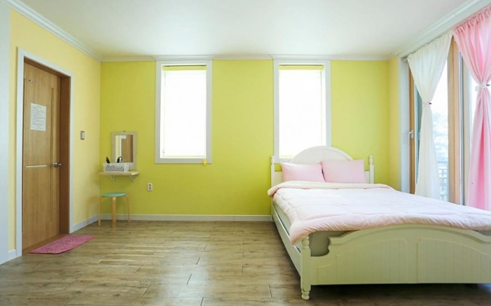 Фото Boseong Gureumsogui Sanchaek Pension