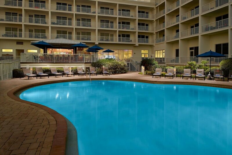 Гостиница SpringHill Suites Pensacola Beach