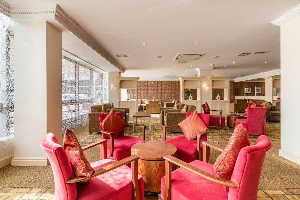 Фото Thistle London Heathrow T5