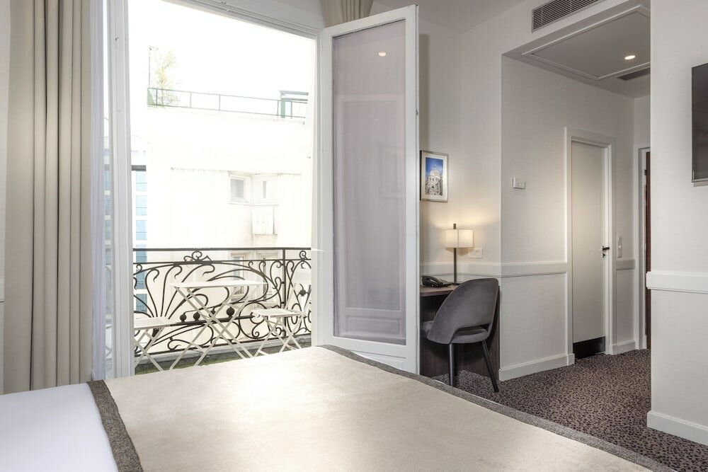 Фото Hotel Elysees Ceramic