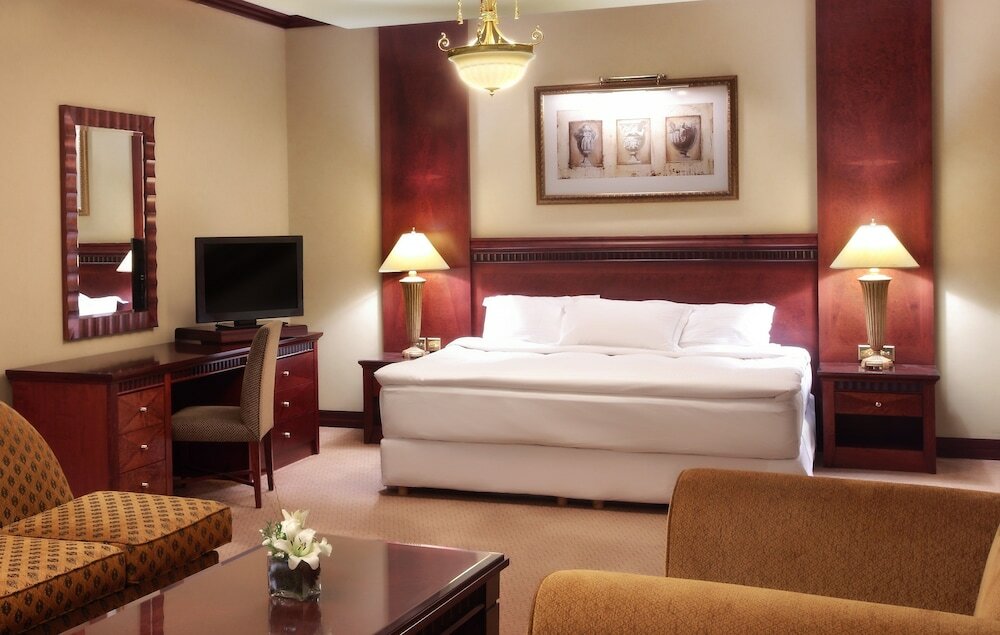 Фото Hilton Beirut Metropolitan Palace