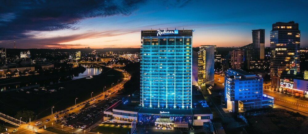 Внешний вид отеля Radisson Blu в Вильнюсе, фото 1