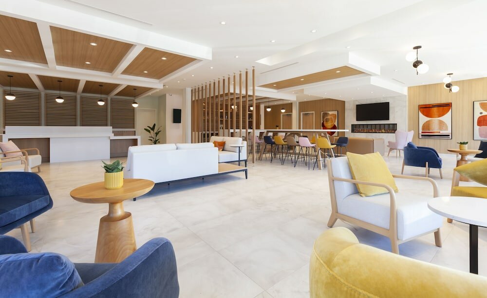 Фото Strata Hotel