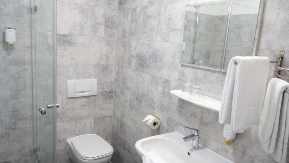 Фото Plaza Inn Hannover City Nord