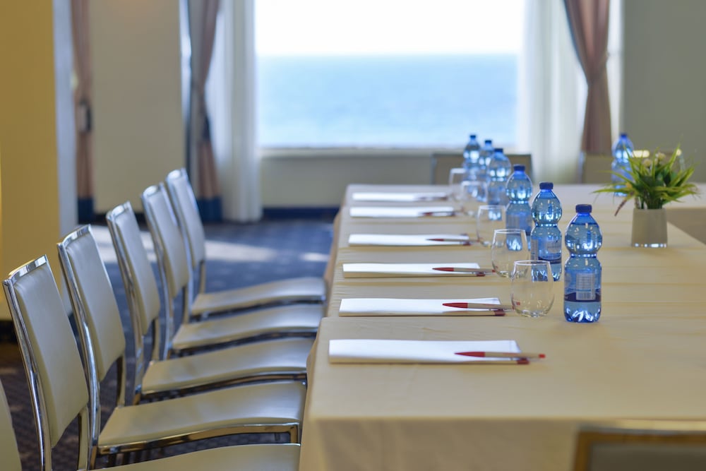 Фото Sharon Hotel Herzliya