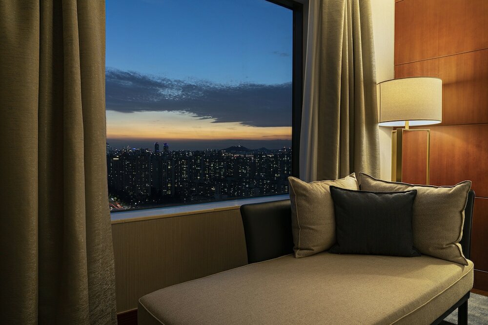 Фото Lotte Hotel World