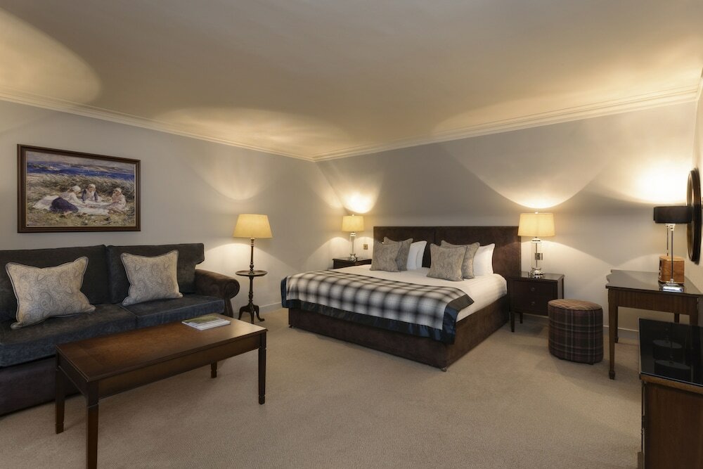 Фото Thainstone House